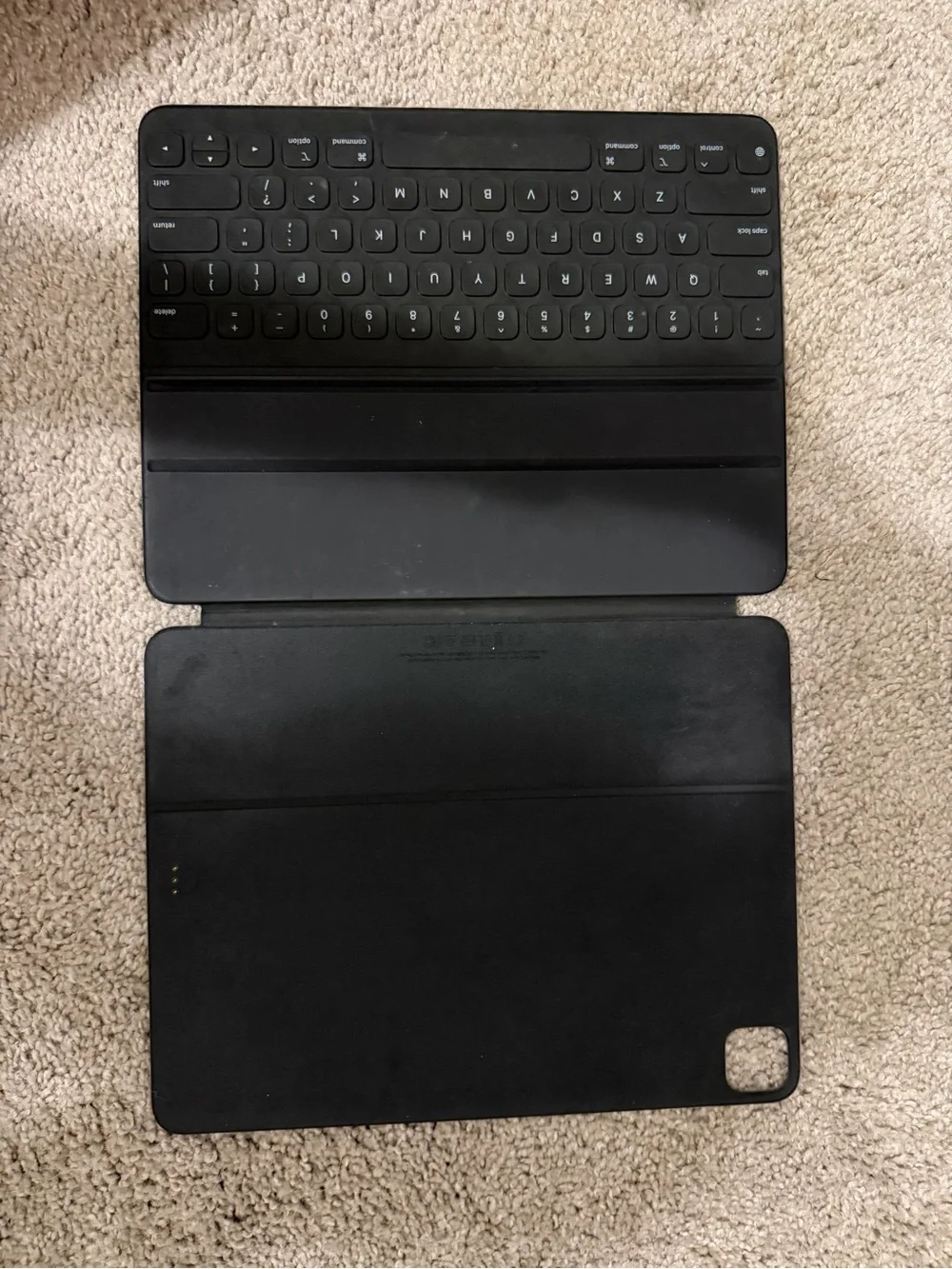 Apple Smart Folio Case for iPad - Black